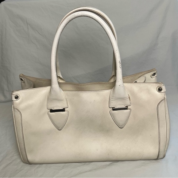 Salvatore Ferragamo Purse - Picture 2 of 14